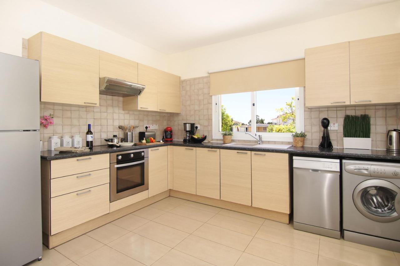 Nissi Adamite Villa Ayia Napa Exteriör bild